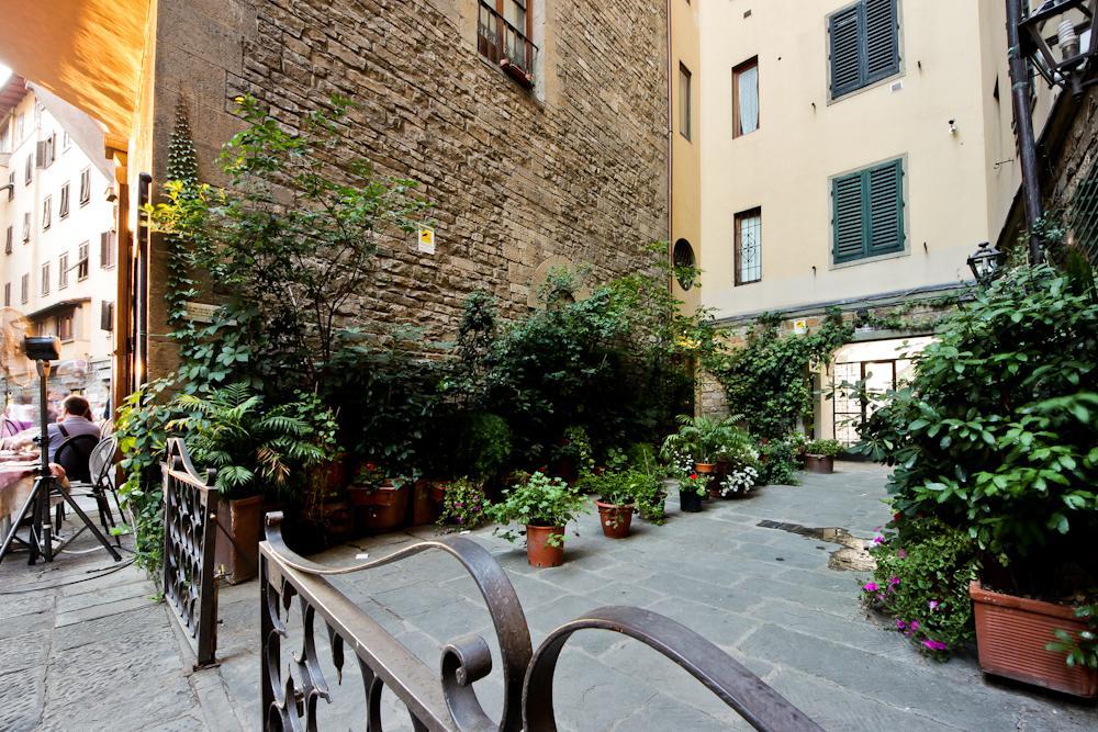 Ponte Vecchio Tower Διαμέρισμα Φλωρεντία Εξωτερικό φωτογραφία